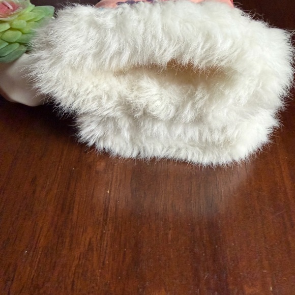 Hanna Andersson Floral Faux Fur Kids Snow Gloves Size Small - Picture 3 of 7